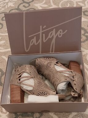 Latigo Lace-Up Peep Toe Block Heel Sandals in Taupe